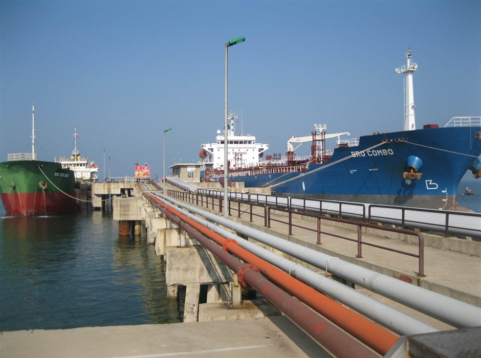 Luồng hàng hải chuyên dùng vào Bến cảng xăng dầu LPG Vũng Áng